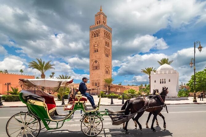 5 Best Private Morocco Tours for Couples, Families, and Students