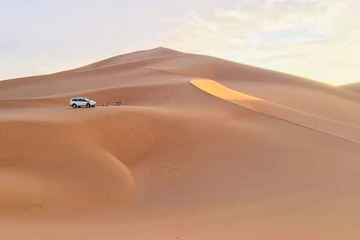 5 days Tour from Tangier to Merzouga desert and Marrakech